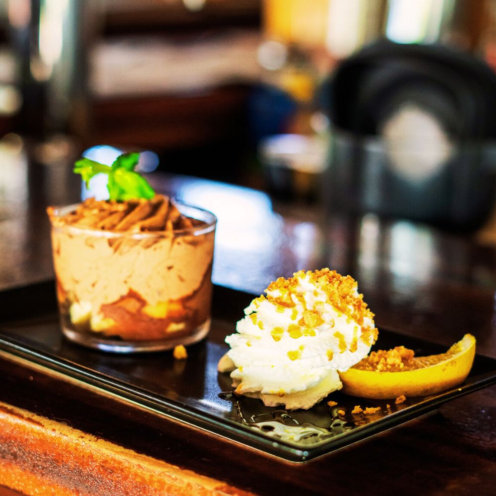 Restaurant La Plage | Crystal Beach